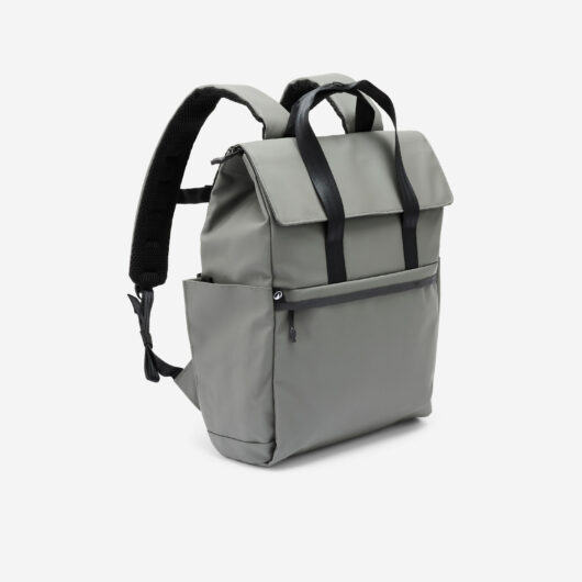 15l Water-repellent Backpack With Laptop Compartment